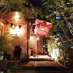 Roku Auberge de jeunesse