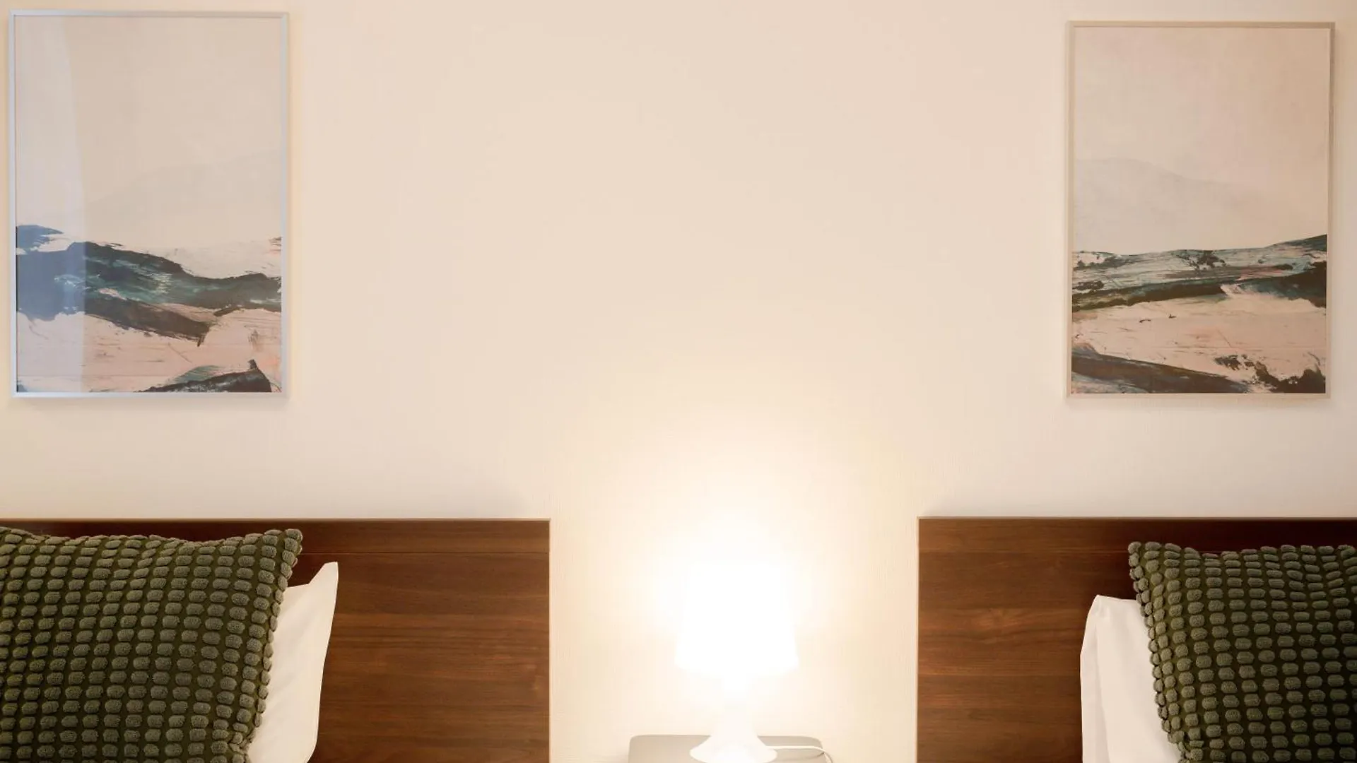 Guesthouse Miyabi Kyoto Guest house